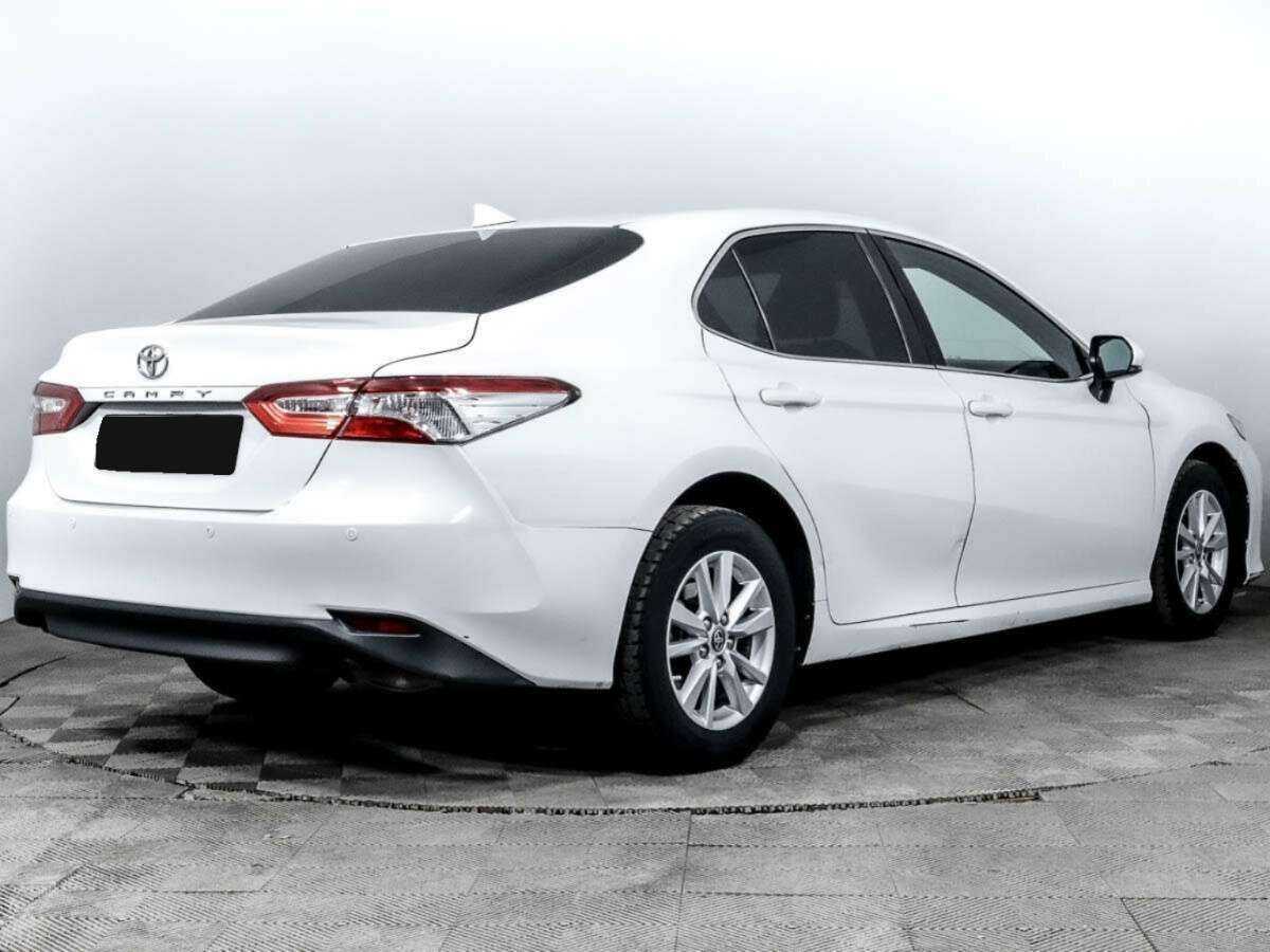 Купить Toyota Camry с пробегом. Фото: #3