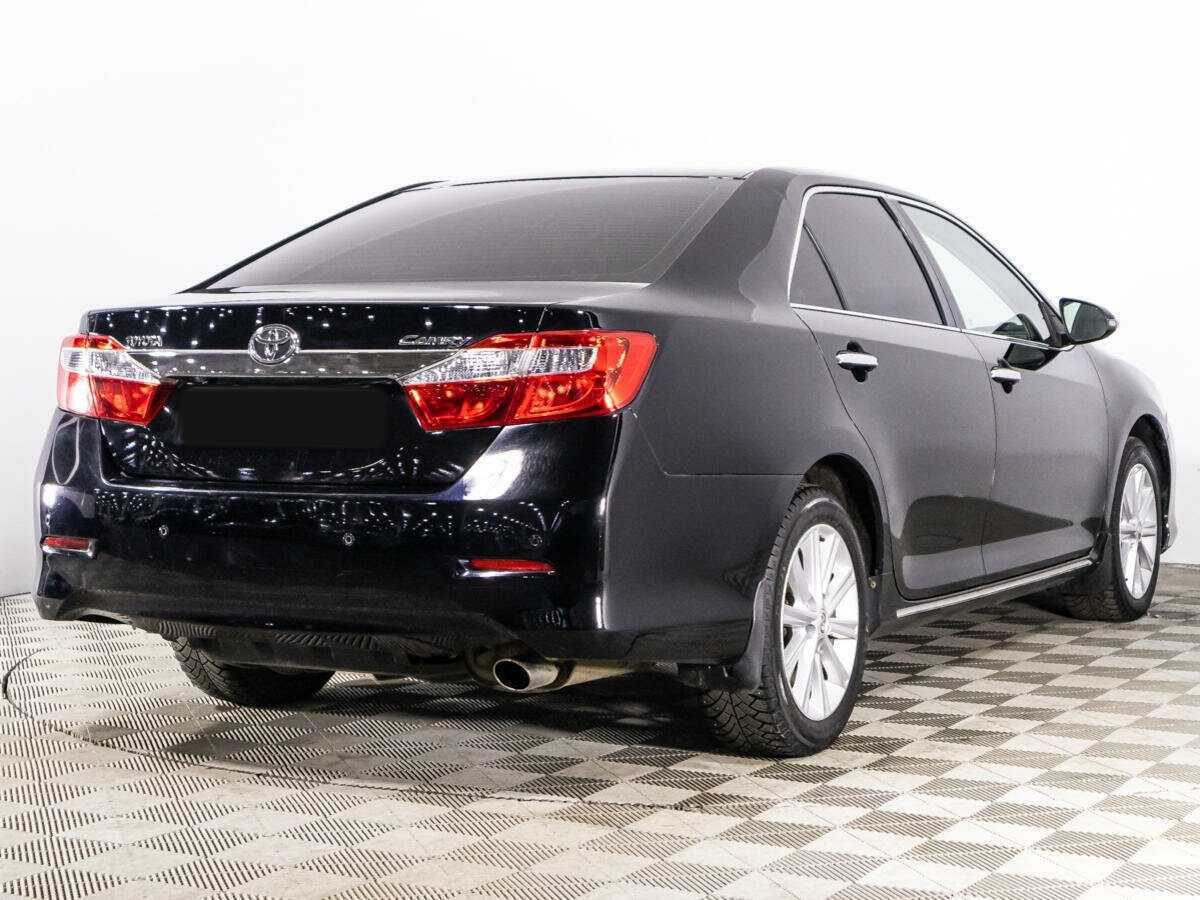 Купить Toyota Camry с пробегом. Фото: #4