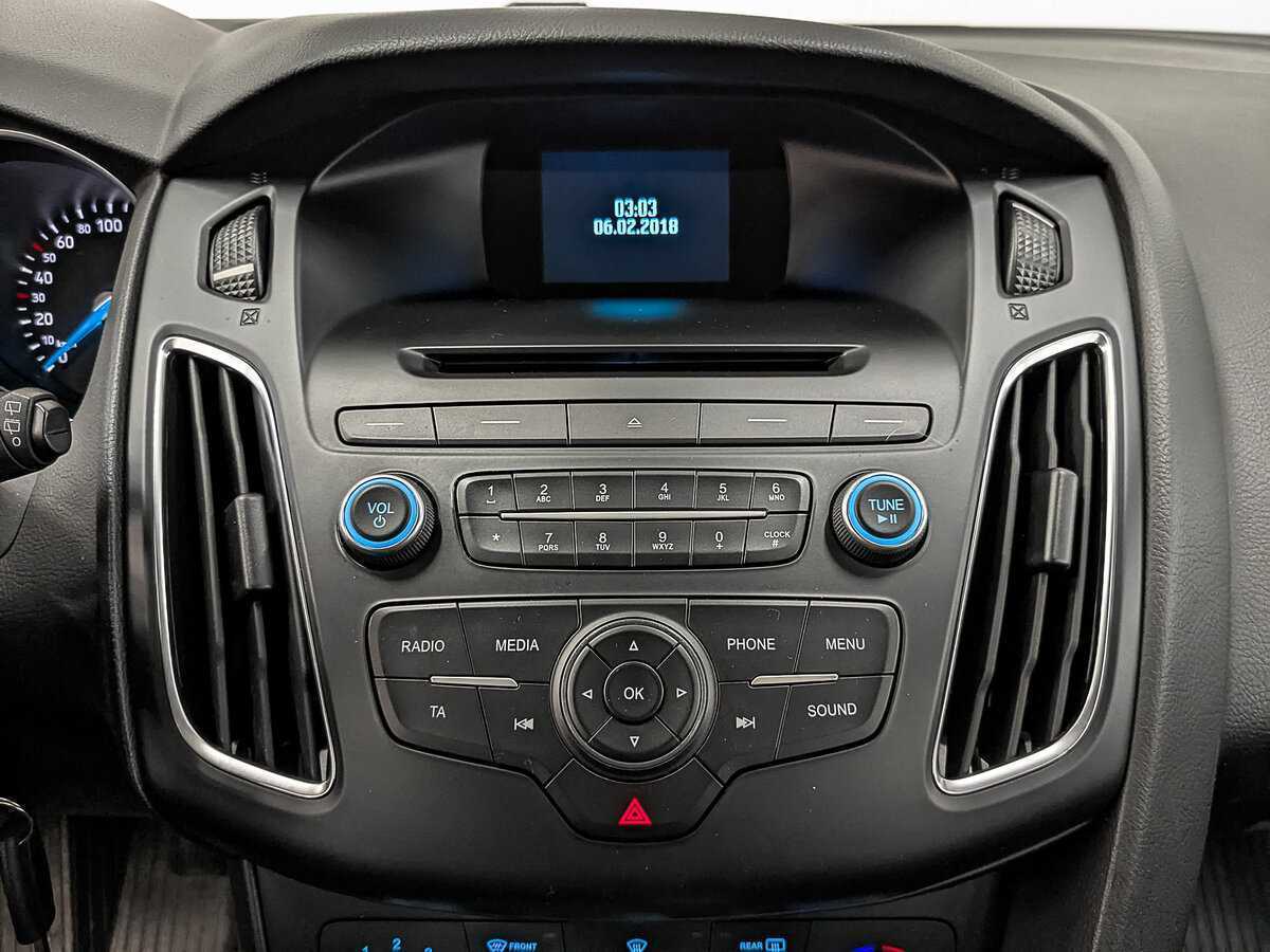 Купить Ford Focus с пробегом. Фото: #14
