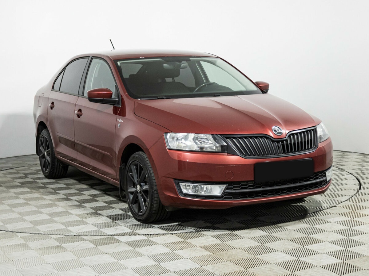 Купить Skoda Rapid с пробегом. Фото: #2
