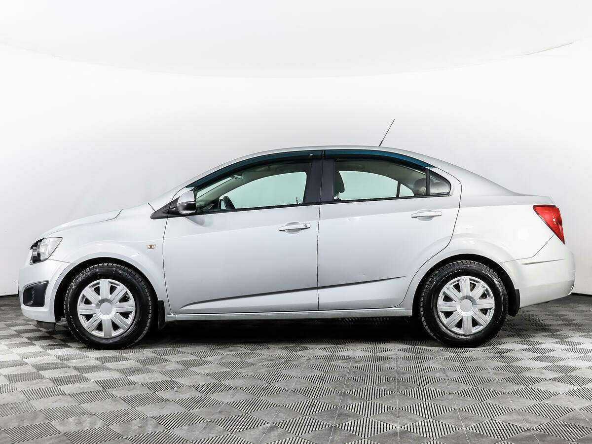 Купить Chevrolet Aveo с пробегом. Фото: #7