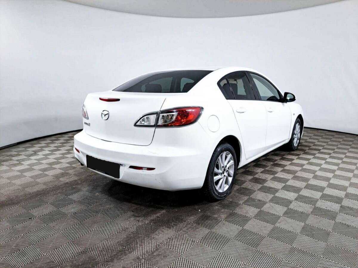 Купить Mazda 3 с пробегом. Фото: #4