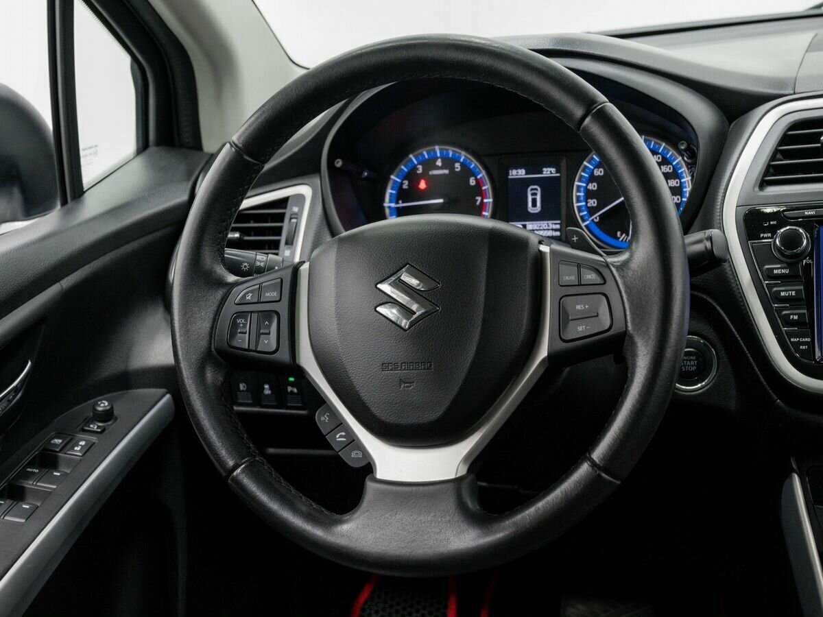Купить Suzuki SX4 с пробегом. Фото: #10