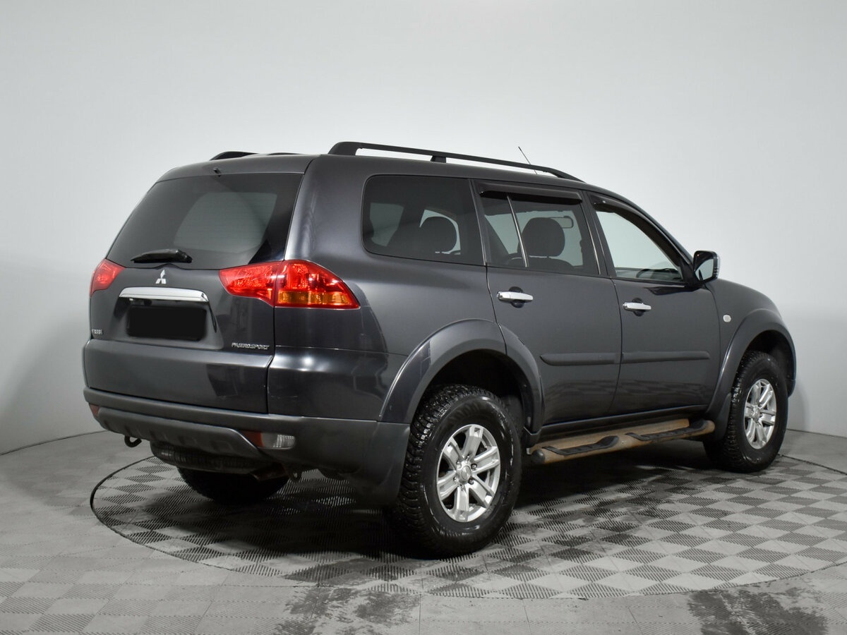 Купить Mitsubishi Pajero Sport с пробегом. Фото: #3