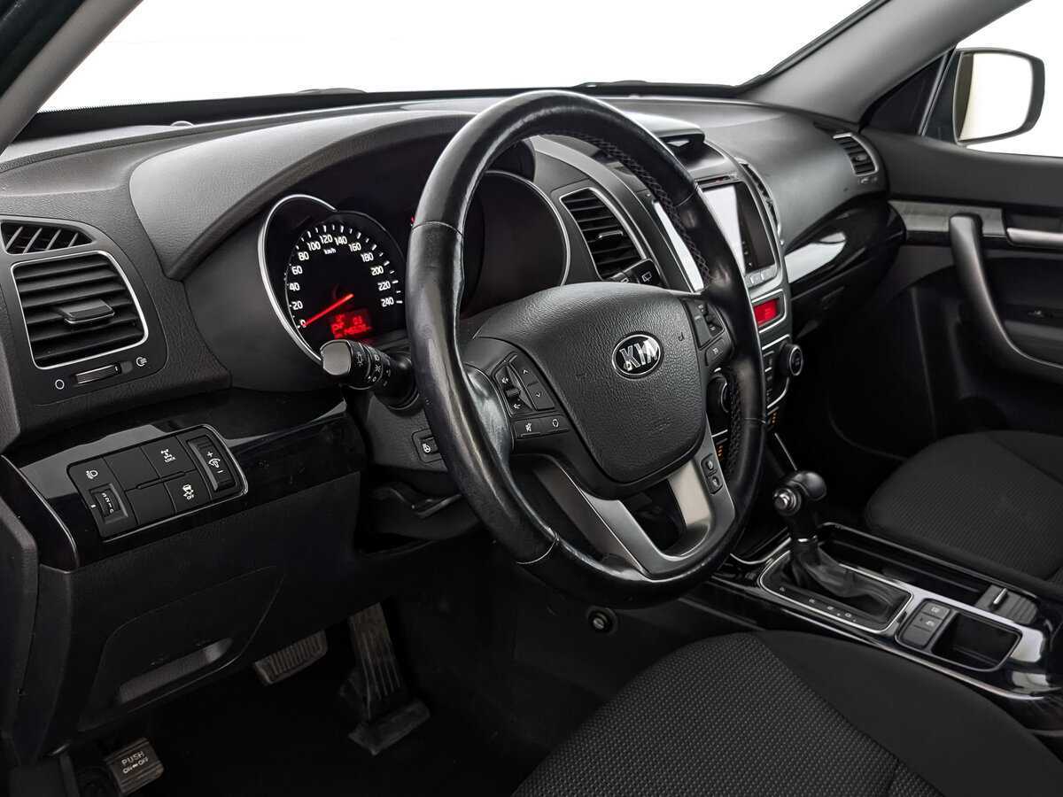 Купить Kia Sorento с пробегом. Фото: #14