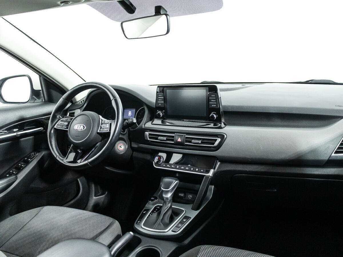 Купить Kia Seltos с пробегом. Фото: #8