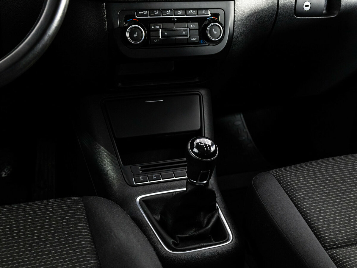 Купить Volkswagen Tiguan с пробегом. Фото: #8