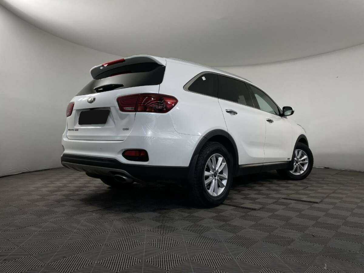 Купить Kia Sorento с пробегом. Фото: #5