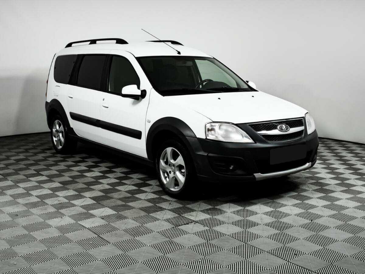 Купить Lada (ВАЗ) Largus с пробегом. Фото: #2