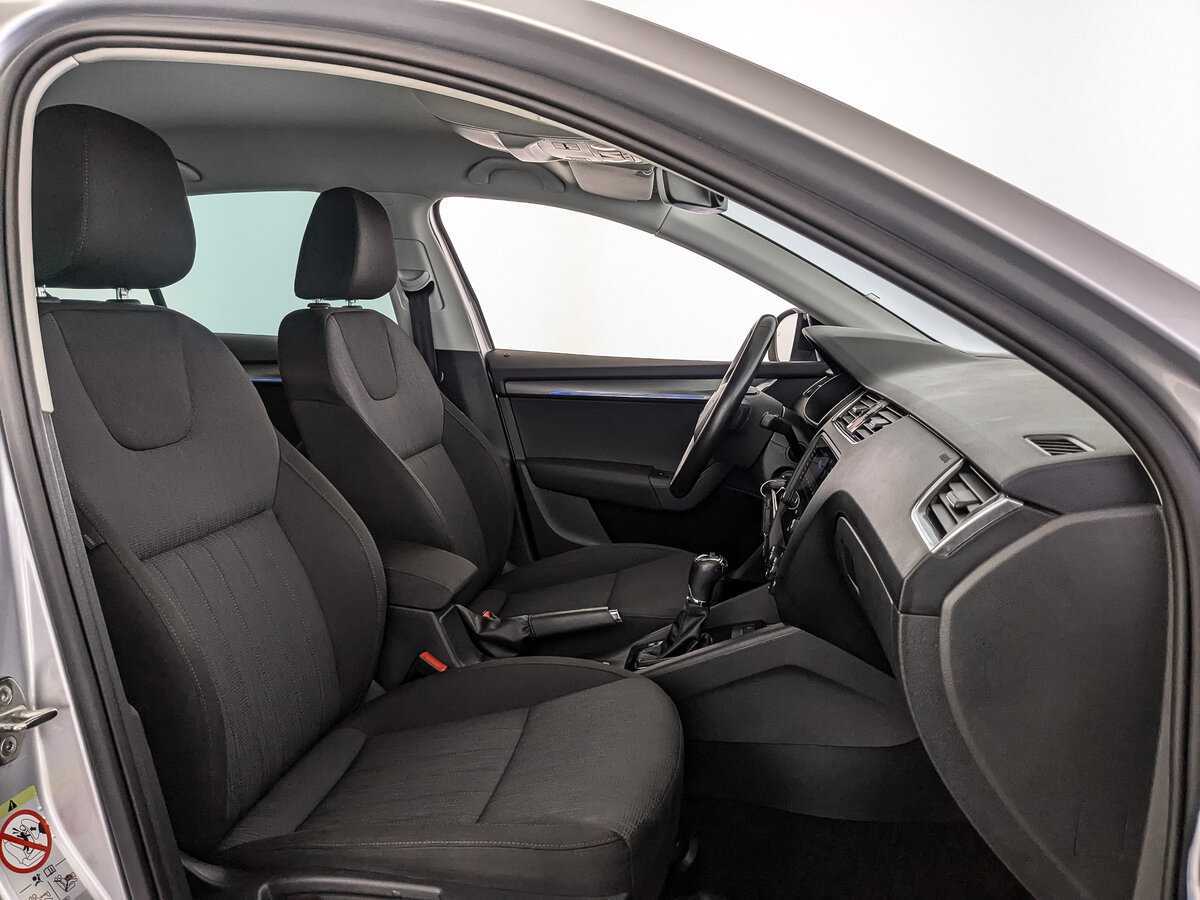 Купить Skoda Octavia с пробегом. Фото: #18