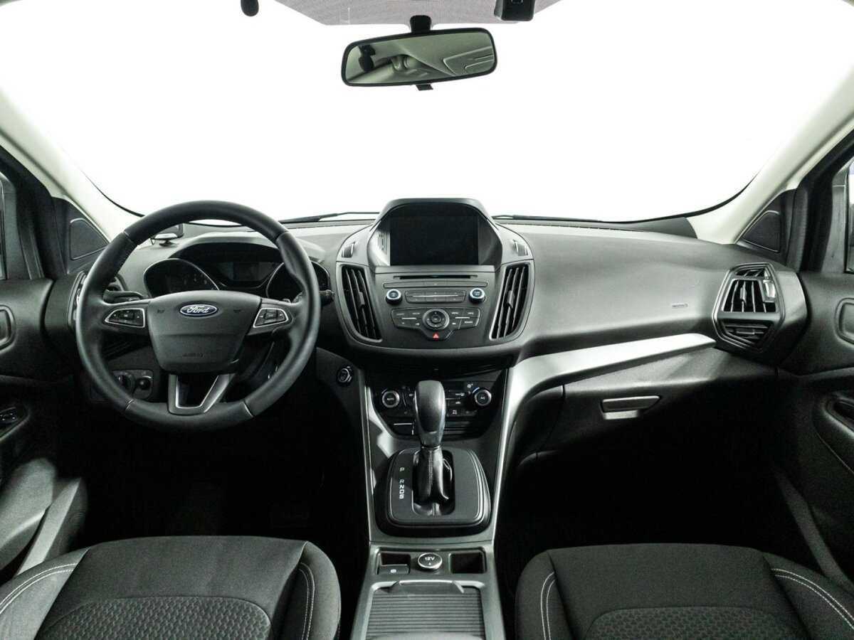 Купить Ford Kuga с пробегом. Фото: #12