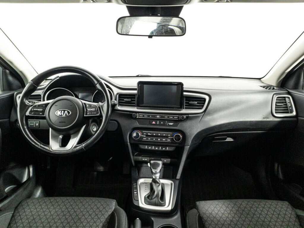 Купить Kia Ceed с пробегом. Фото: #12