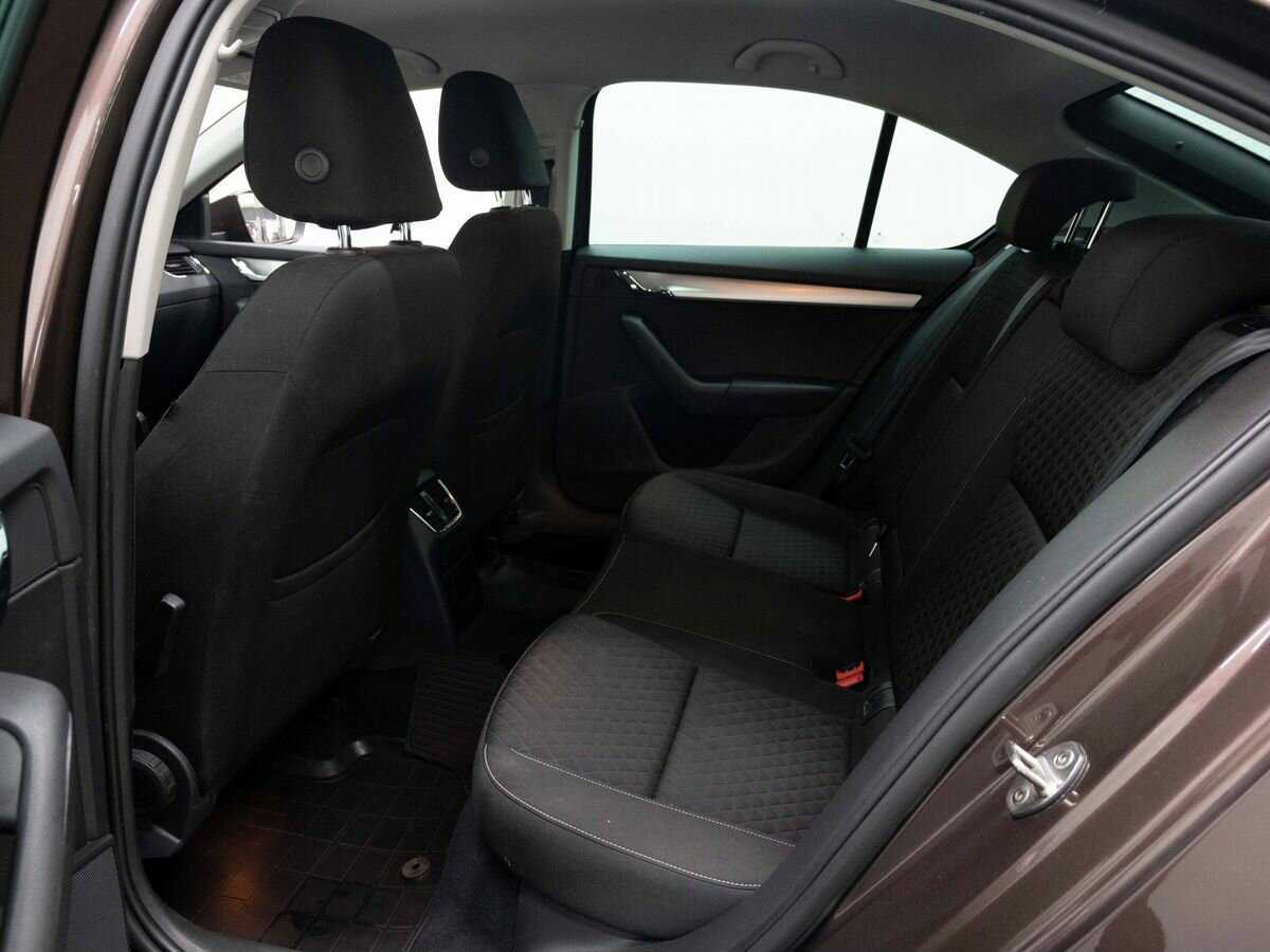 Купить Skoda Octavia с пробегом. Фото: #10