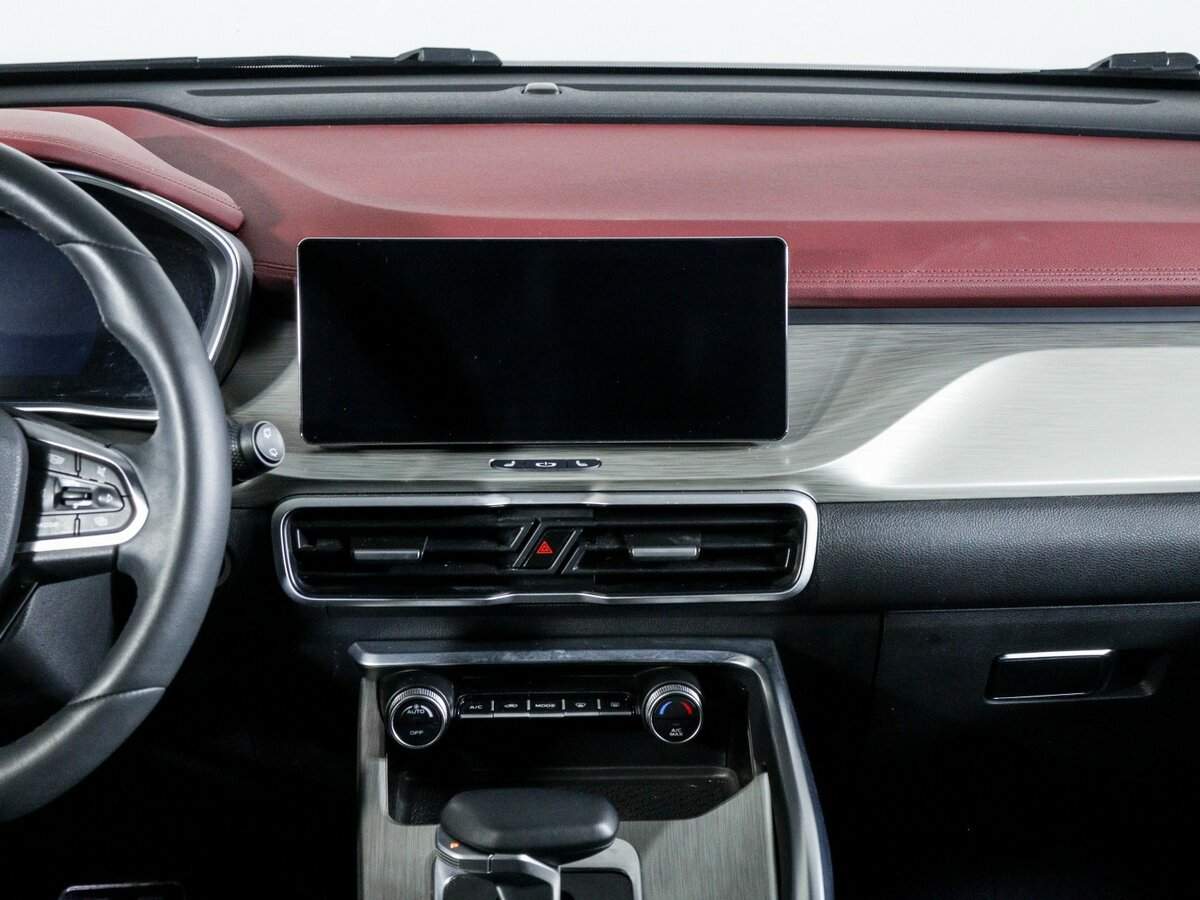 Купить Geely Coolray с пробегом. Фото: #9