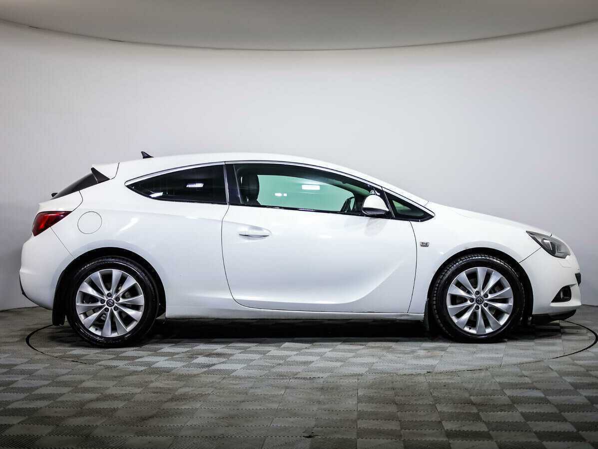 Купить Opel Astra с пробегом. Фото: #2