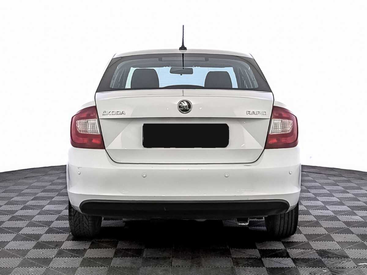 Купить Skoda Rapid с пробегом. Фото: #5