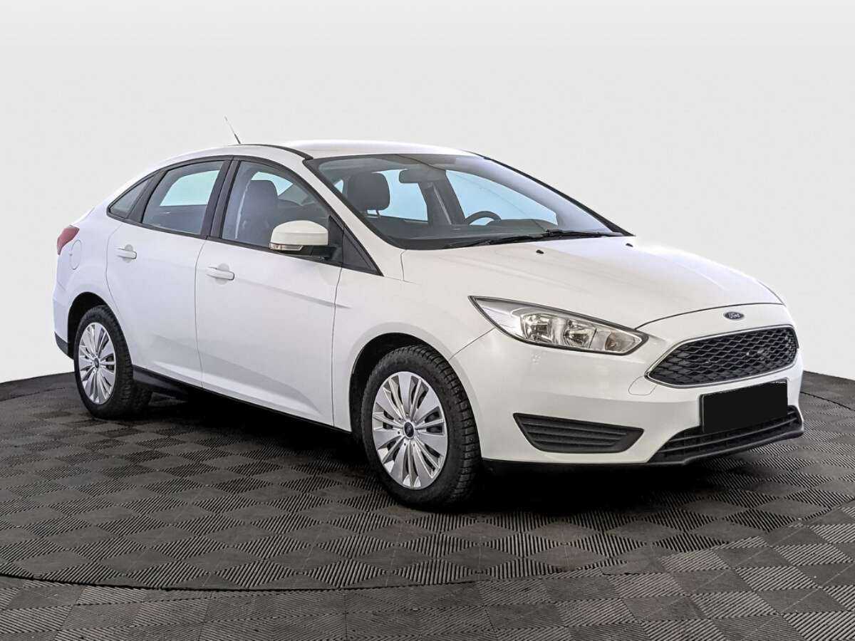 Купить Ford Focus с пробегом. Фото: #2