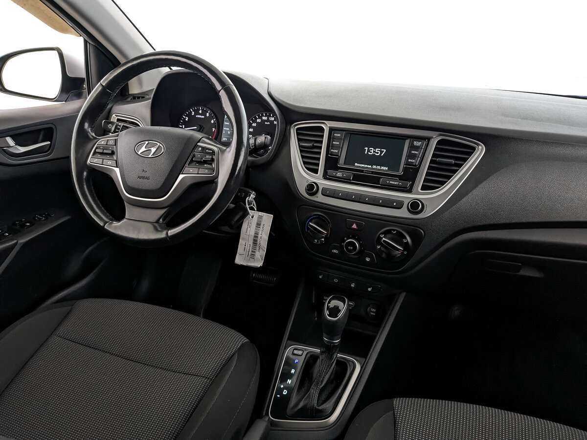 Купить Hyundai Solaris с пробегом. Фото: #16