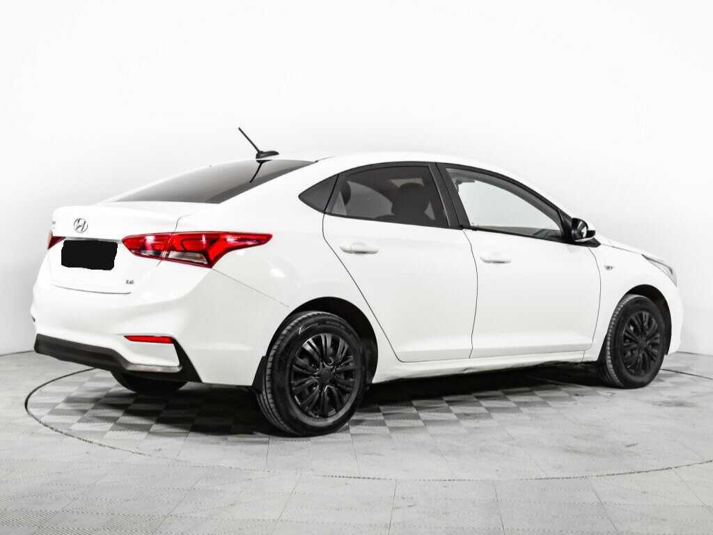 Купить Hyundai Solaris с пробегом. Фото: #4