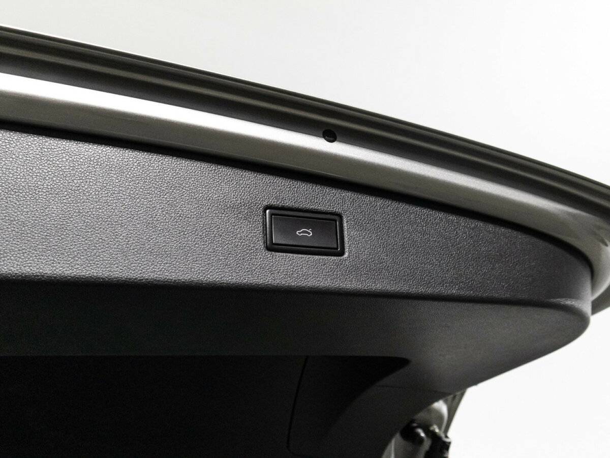 Купить Volkswagen Tiguan с пробегом. Фото: #15