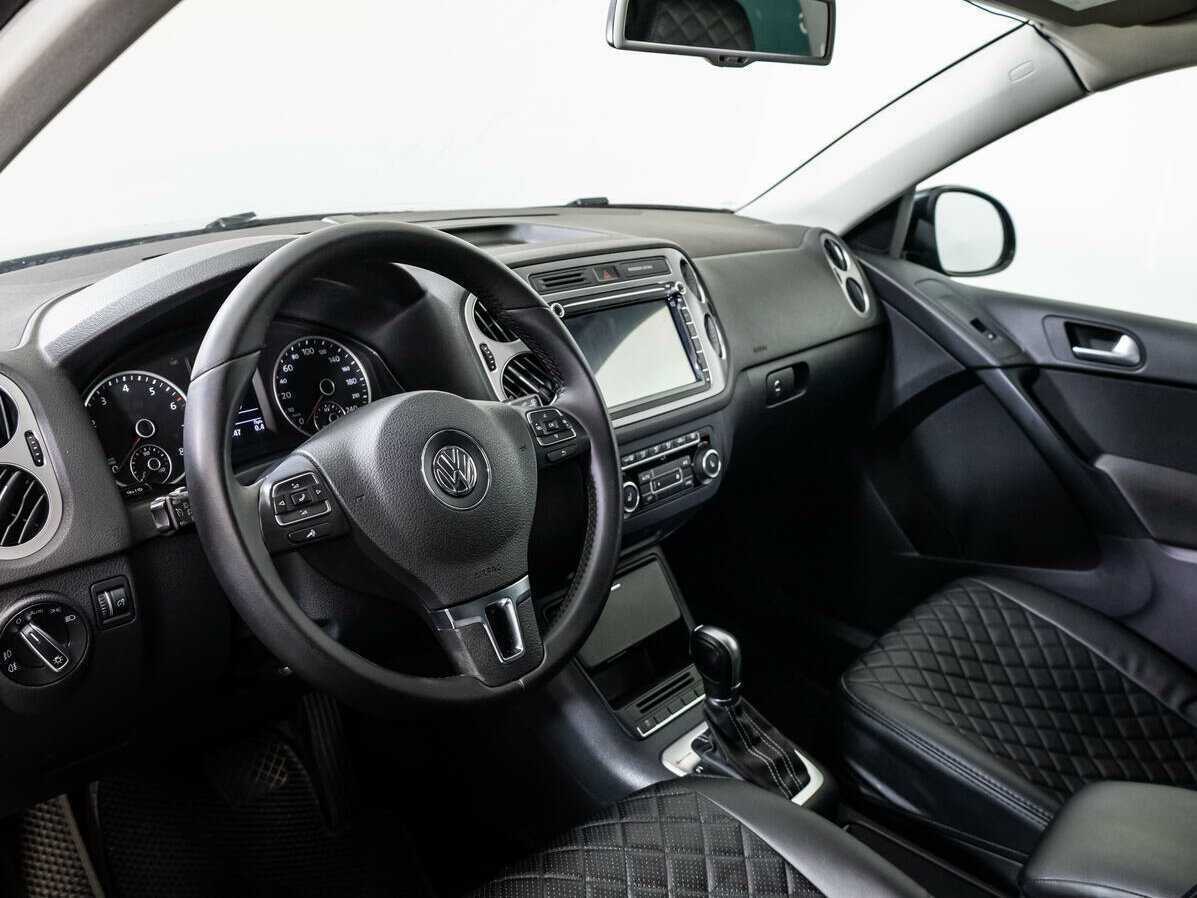 Купить Volkswagen Tiguan с пробегом. Фото: #8