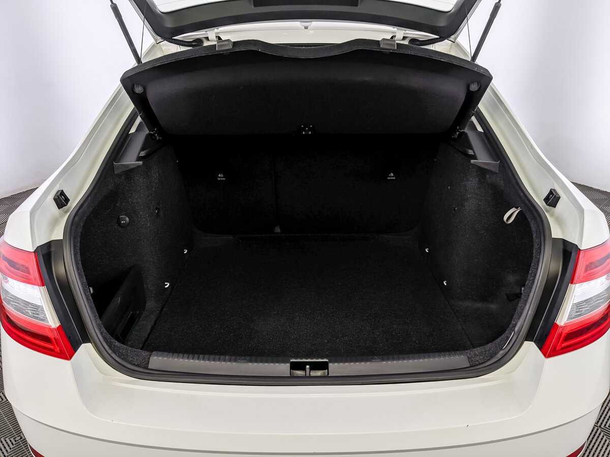 Купить Skoda Octavia с пробегом. Фото: #9