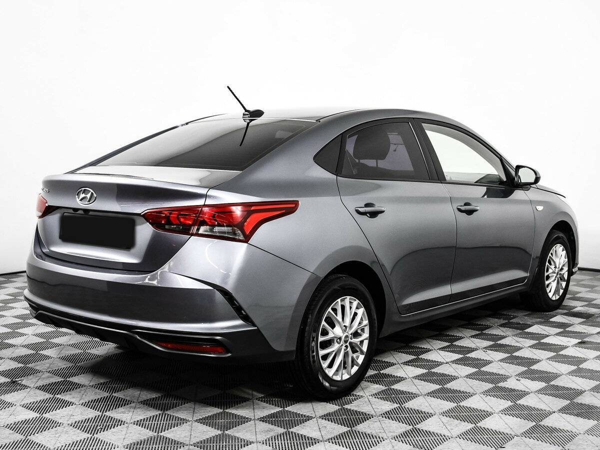 Купить Hyundai Solaris с пробегом. Фото: #4