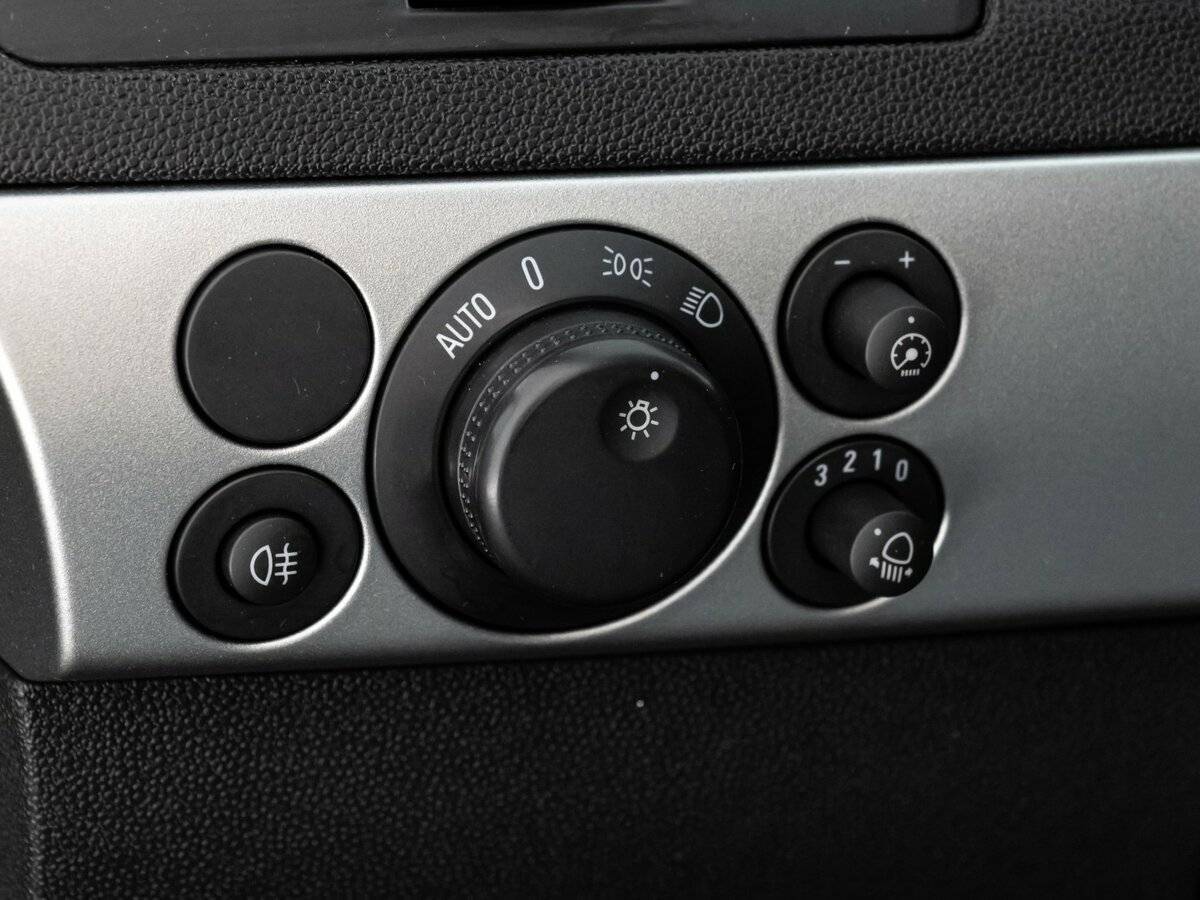 Купить Opel Astra с пробегом. Фото: #16