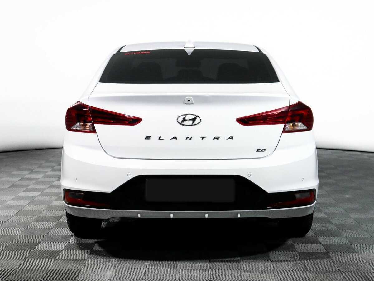 Купить Hyundai Elantra с пробегом. Фото: #5