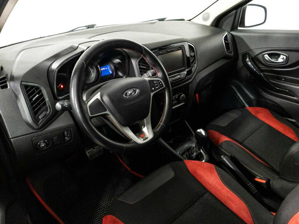 Купить Lada (ВАЗ) XRAY с пробегом. Фото: #10