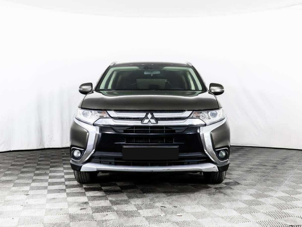 Купить Mitsubishi Outlander с пробегом. Фото: #1