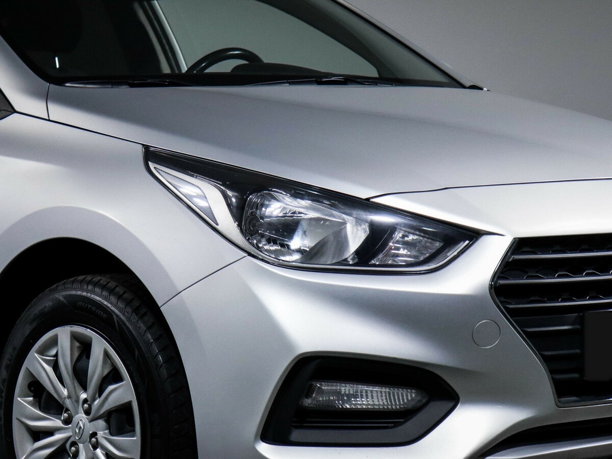 Купить Hyundai Solaris с пробегом. Фото: #12