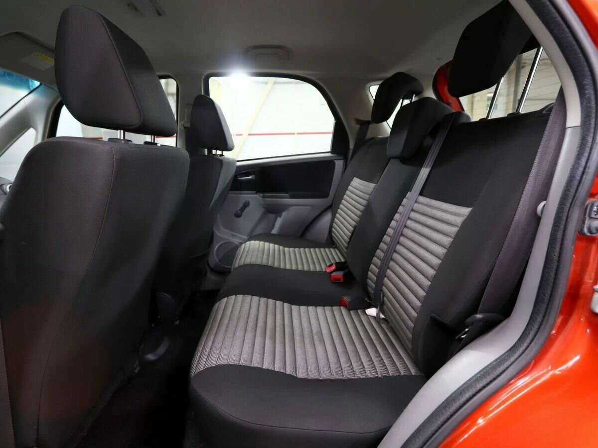 Купить Suzuki SX4 с пробегом. Фото: #21