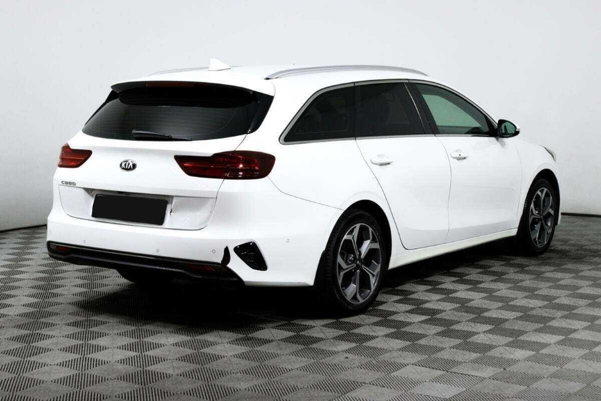 Купить Kia Ceed с пробегом. Фото: #4