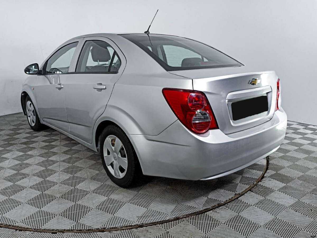 Купить Chevrolet Aveo с пробегом. Фото: #6