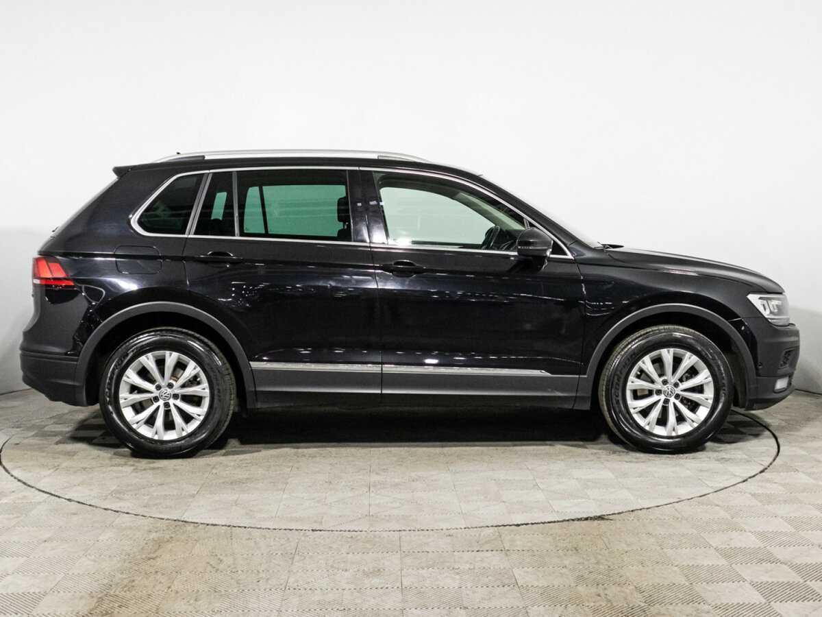 Купить Volkswagen Tiguan с пробегом. Фото: #3