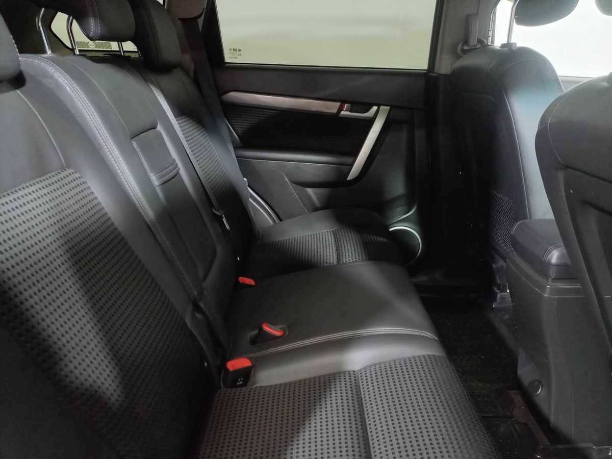 Купить Chevrolet Captiva с пробегом. Фото: #9