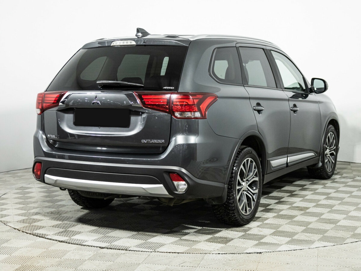 Купить Mitsubishi Outlander с пробегом. Фото: #4