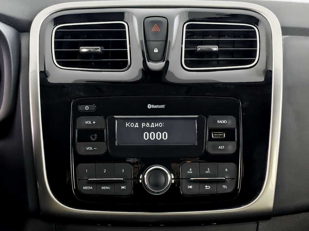 Купить Renault Logan с пробегом. Фото: #12