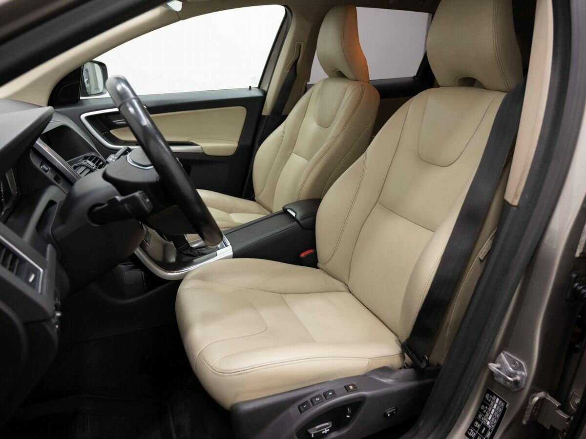 Купить Volvo XC60 с пробегом. Фото: #7