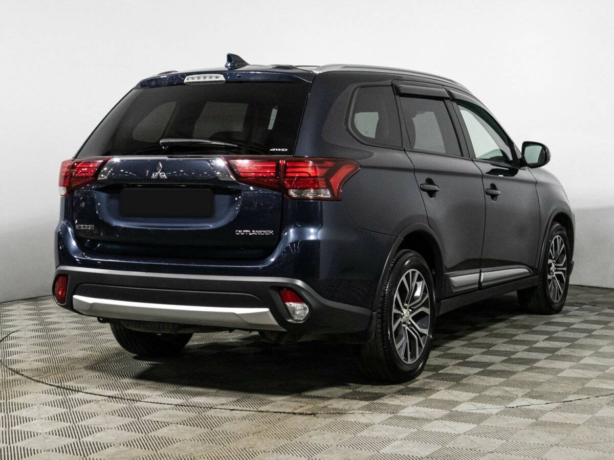 Купить Mitsubishi Outlander с пробегом. Фото: #4