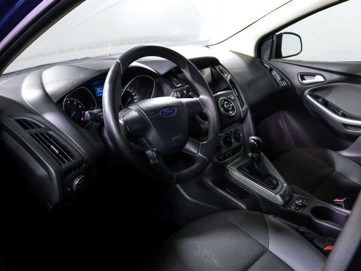 Купить Ford Focus с пробегом. Фото: #13