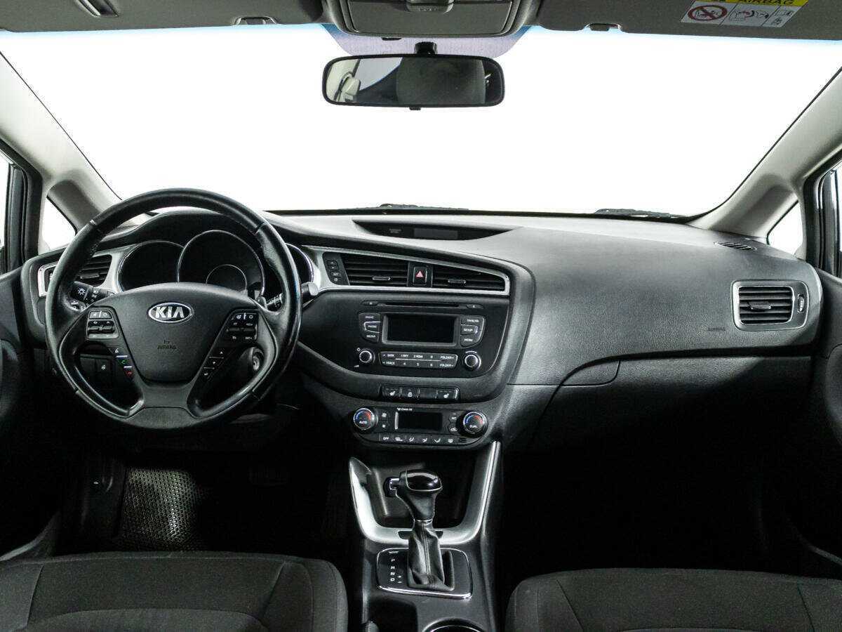 Купить Kia Ceed с пробегом. Фото: #12