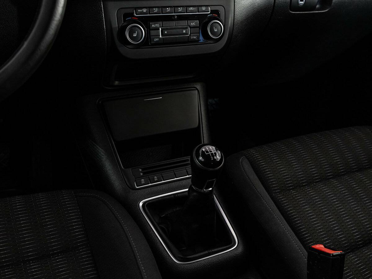 Купить Volkswagen Tiguan с пробегом. Фото: #9