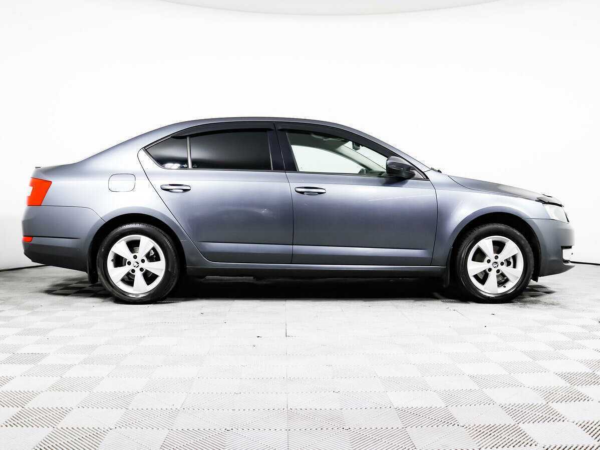 Купить Skoda Octavia с пробегом. Фото: #3