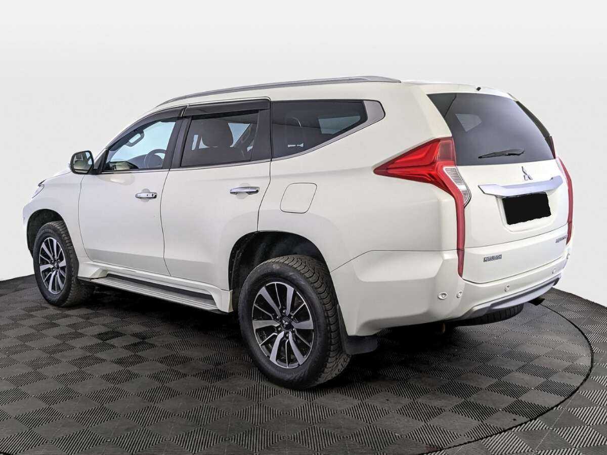 Купить Mitsubishi Pajero Sport с пробегом. Фото: #6