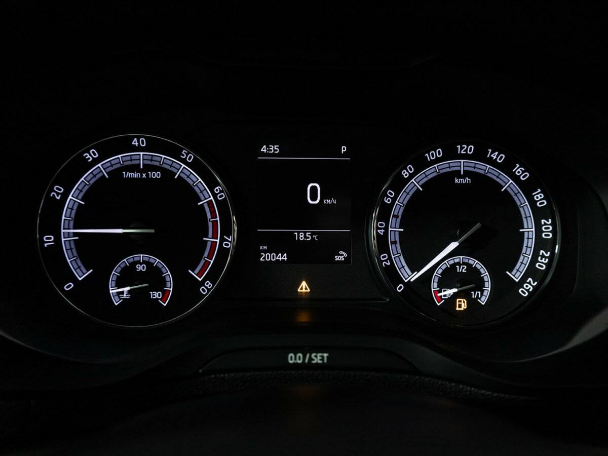 Купить Skoda Karoq с пробегом. Фото: #11