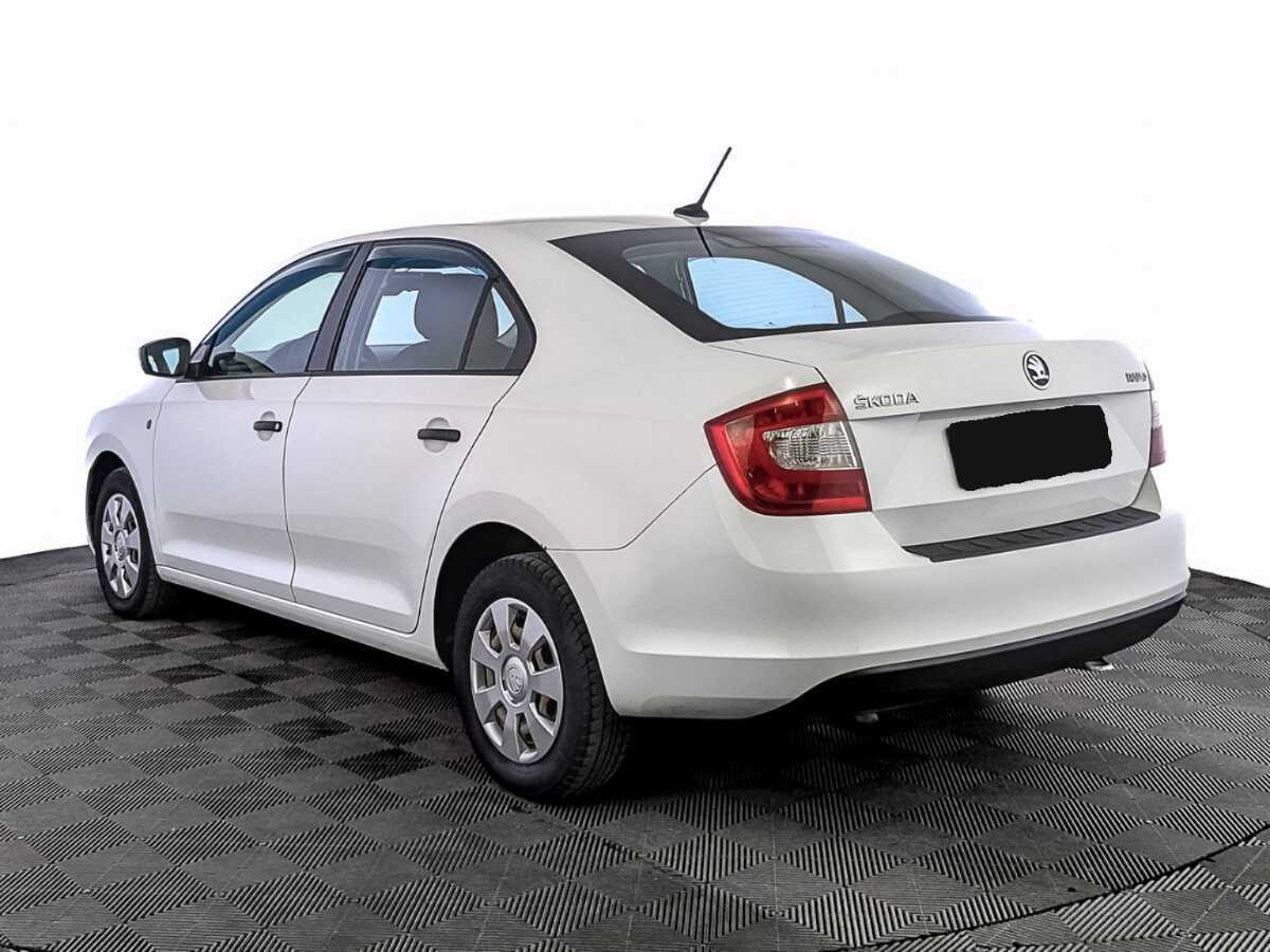 Купить Skoda Rapid с пробегом. Фото: #6