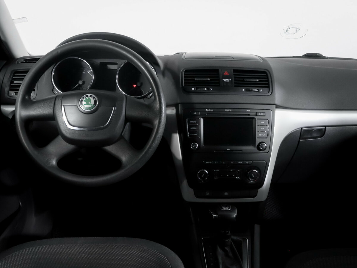 Купить Skoda Yeti с пробегом. Фото: #9
