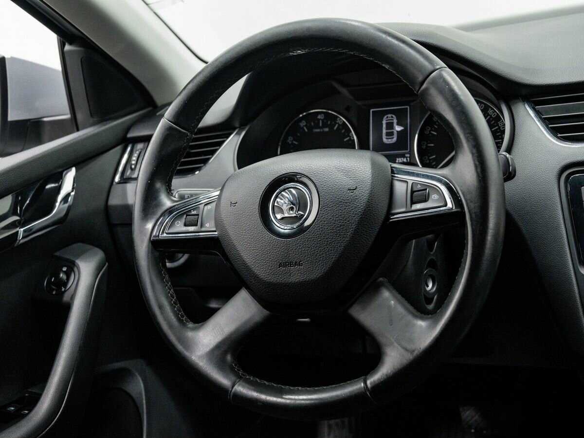 Купить Skoda Octavia с пробегом. Фото: #7